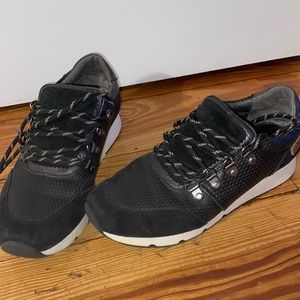 Pikolinos sneakers